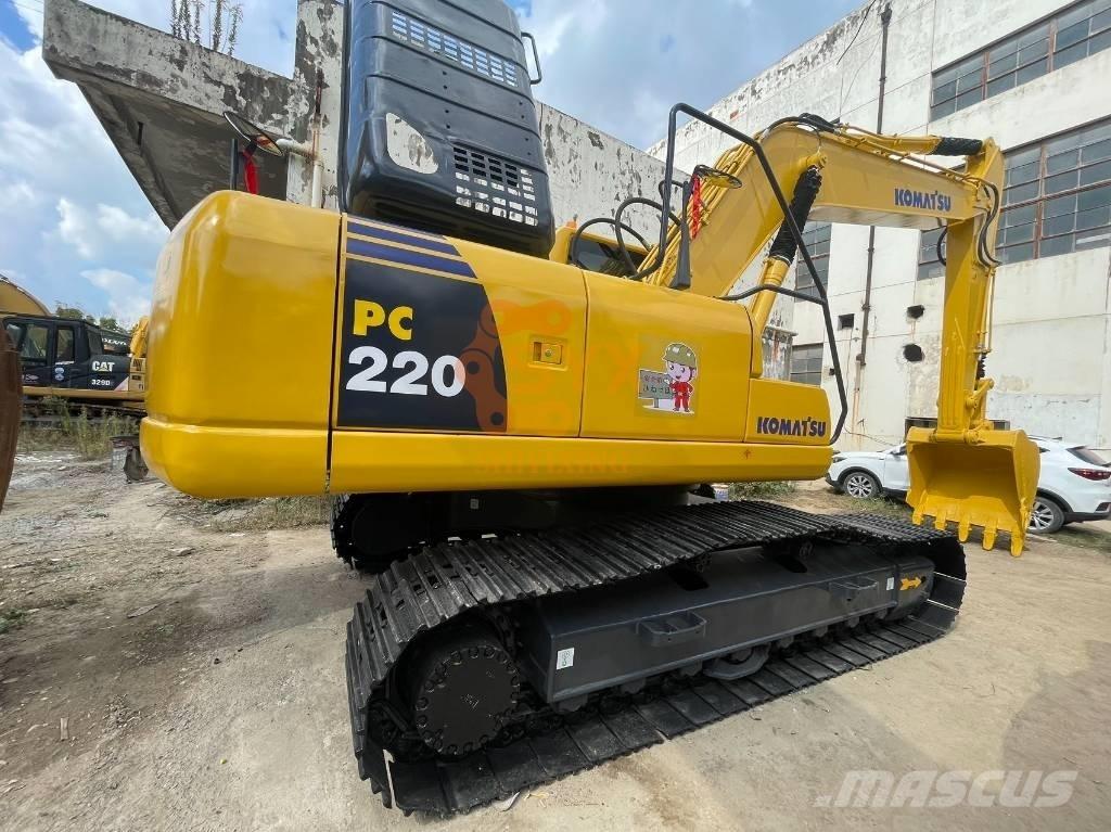 Komatsu PC 220-8 履带挖掘机