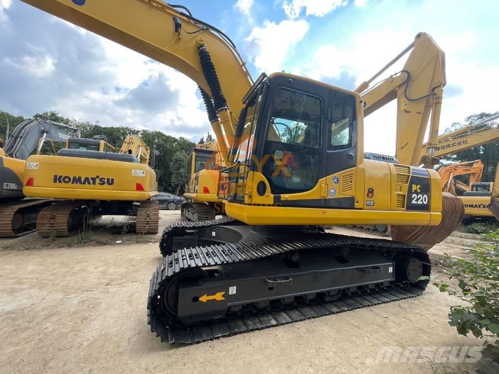 Komatsu PC 220-8 履带挖掘机