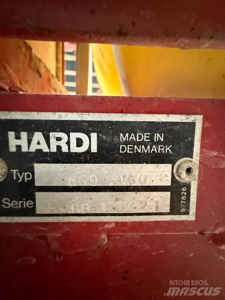 Hardi 600 SVCO 悬挂式喷雾机