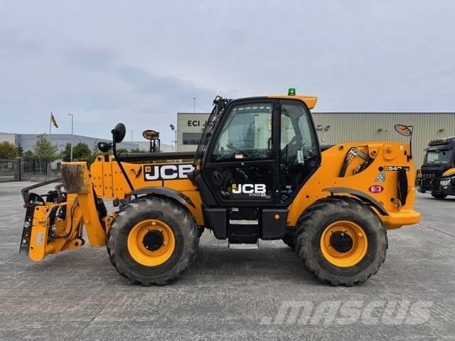 JCB 540-170 伸缩臂叉装车|叉装车