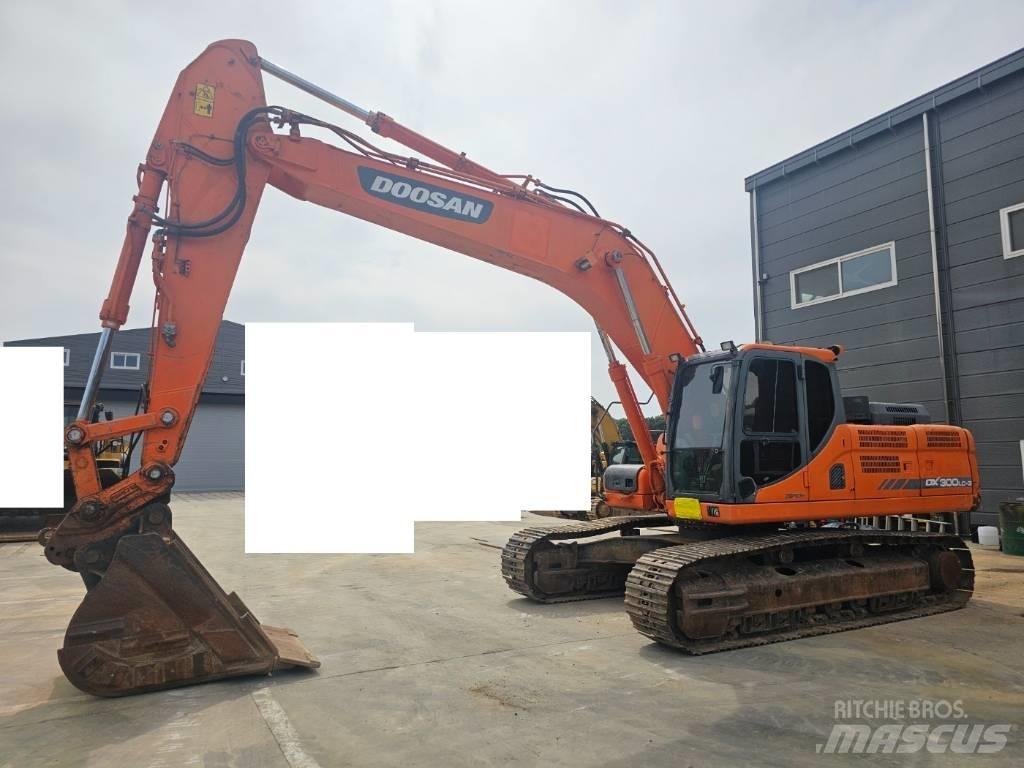 Doosan DX 300 LC-3 履带挖掘机