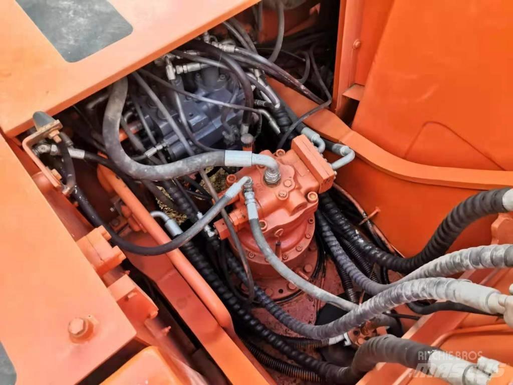 Doosan DH 220 LC-7 履带挖掘机