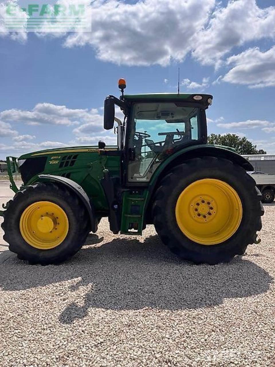 John Deere 6155r 拖拉机/农用车