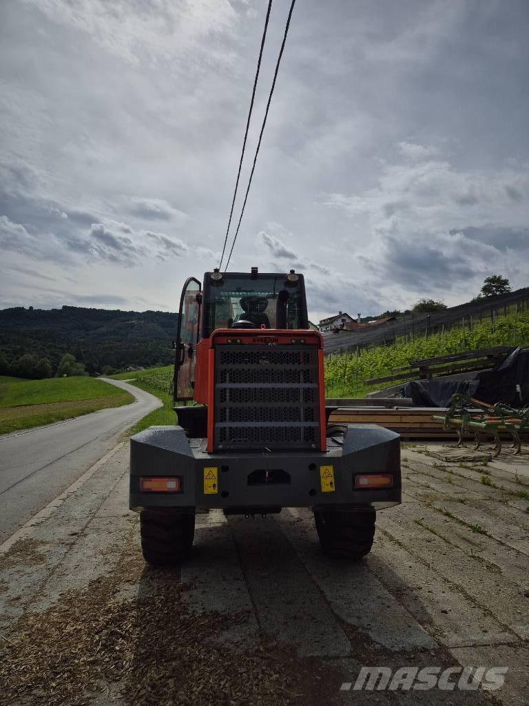 Everun ER3500 伸缩轮式装载机