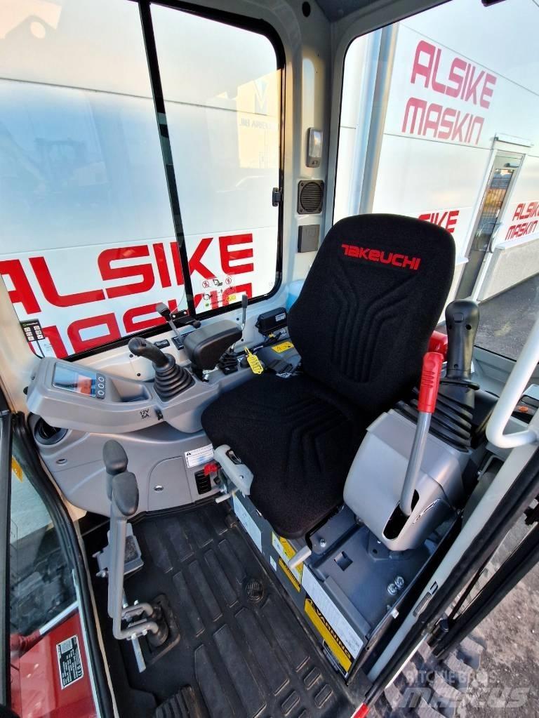 Takeuchi TB 320 小型挖掘机