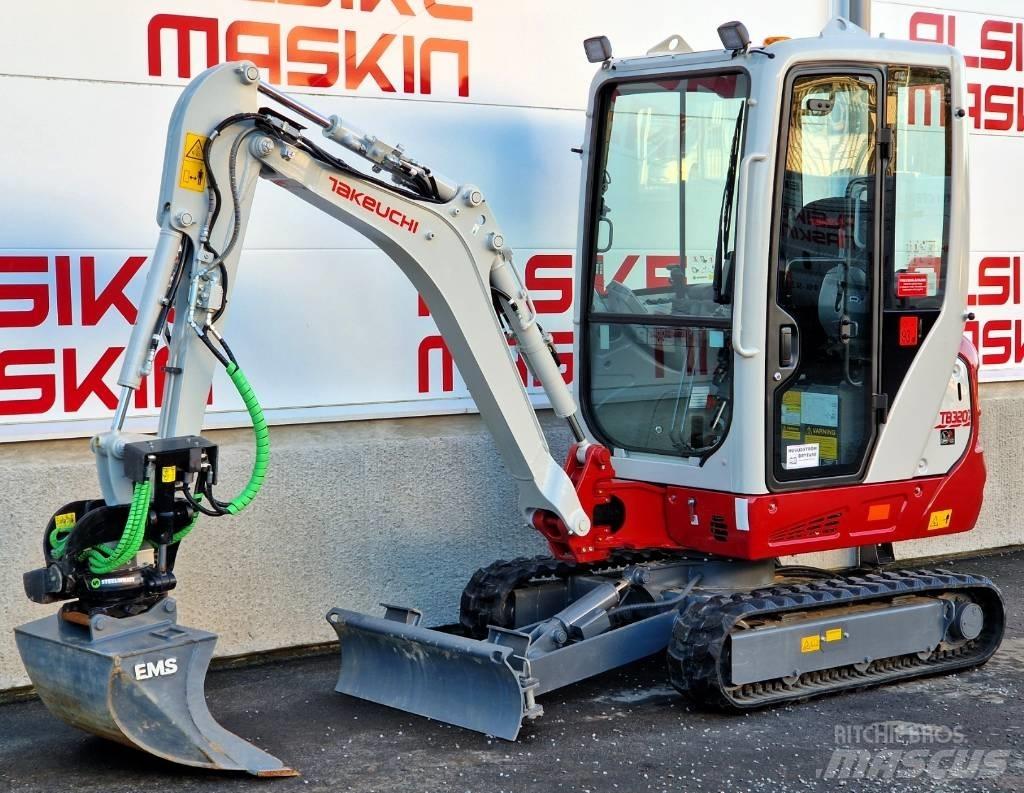 Takeuchi TB 320 小型挖掘机