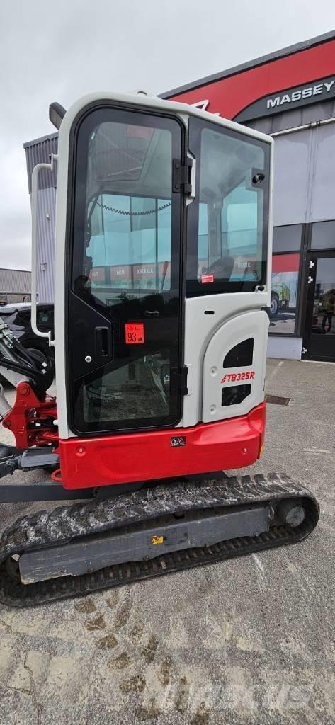 Takeuchi TB 325 R 小型挖掘机