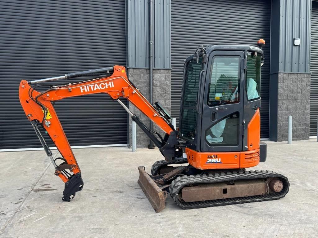 Hitachi ZX 26 U-6 cr 小型挖掘机