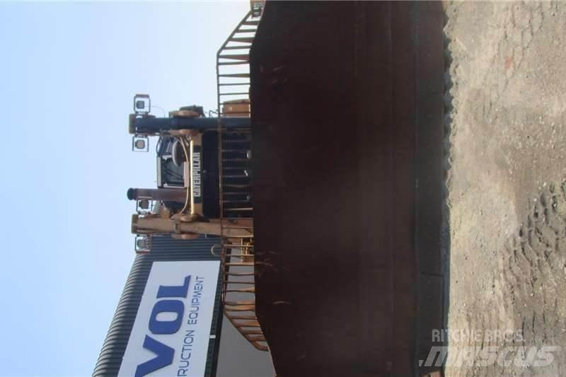 CAT D9T 履带式推土机