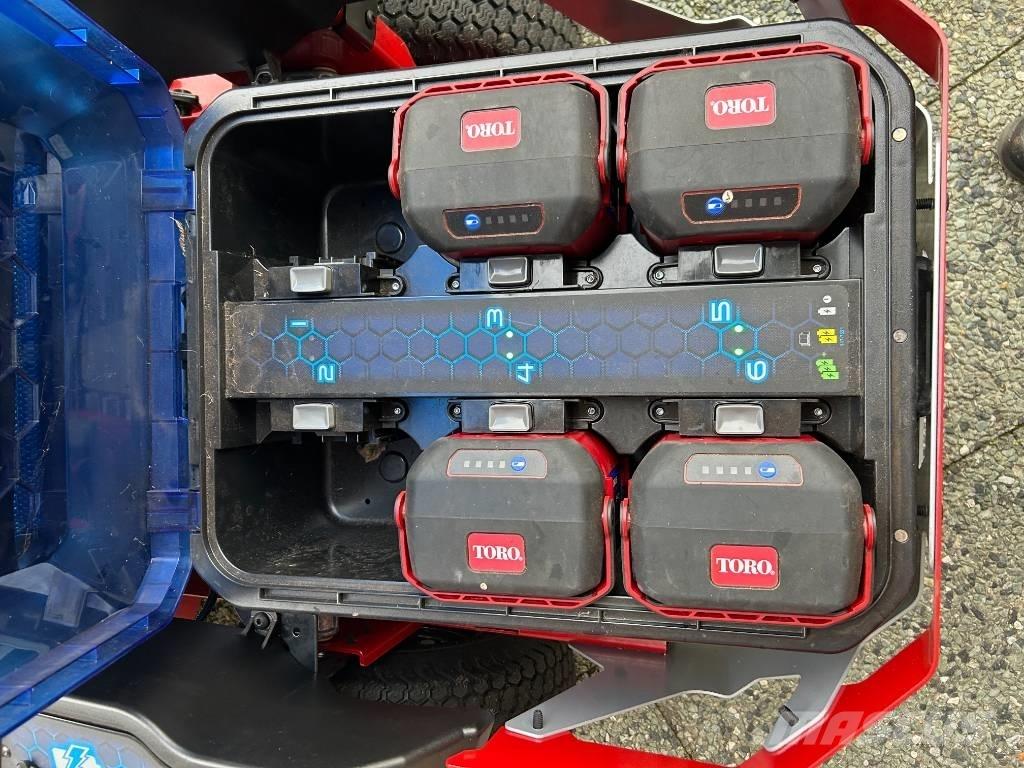 Toro eMR 4275 零回转割草机