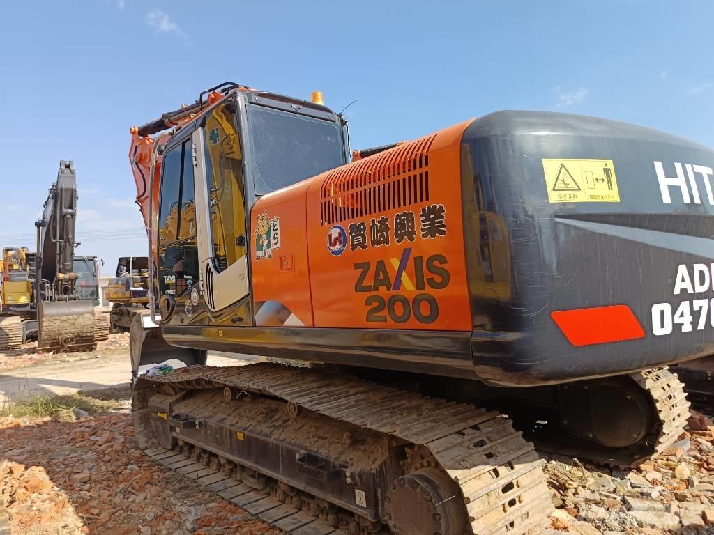 Hitachi ZX200 履带挖掘机