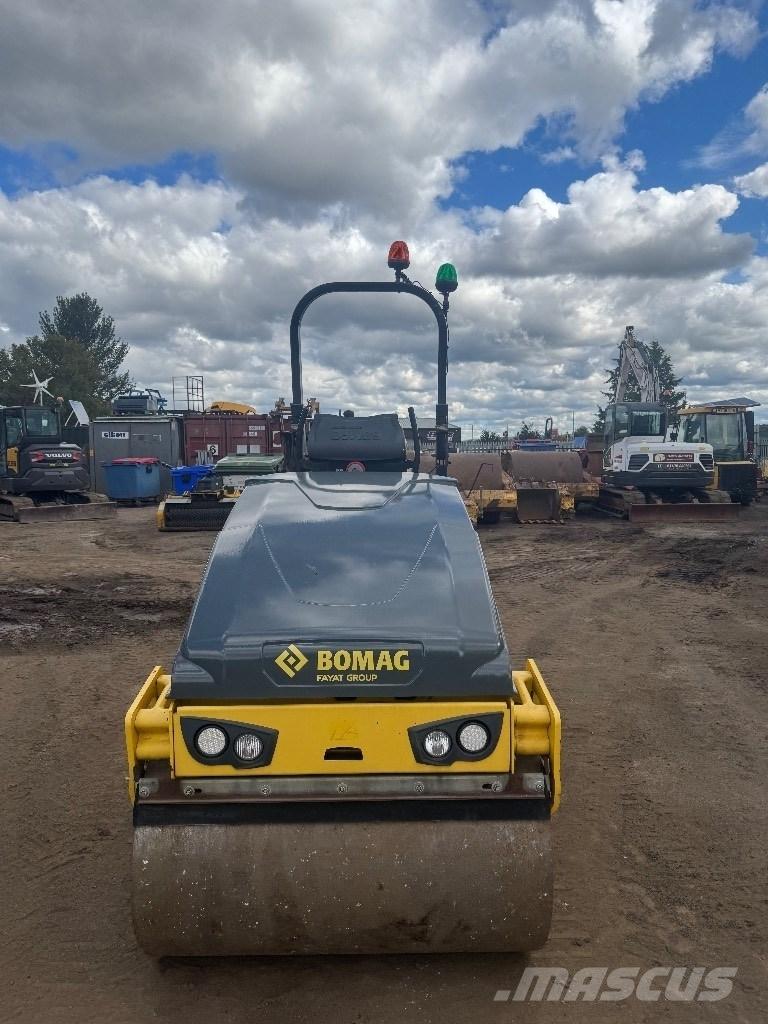 Bomag 120 双轮压路机