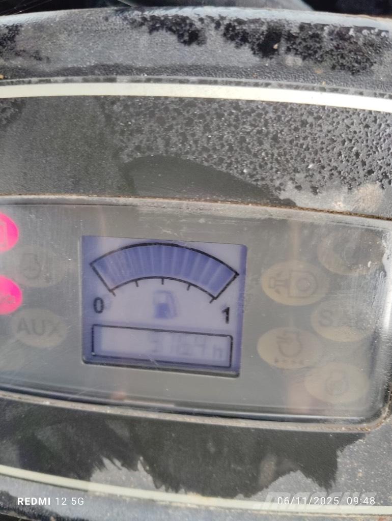 JCB 8018 小型挖掘机