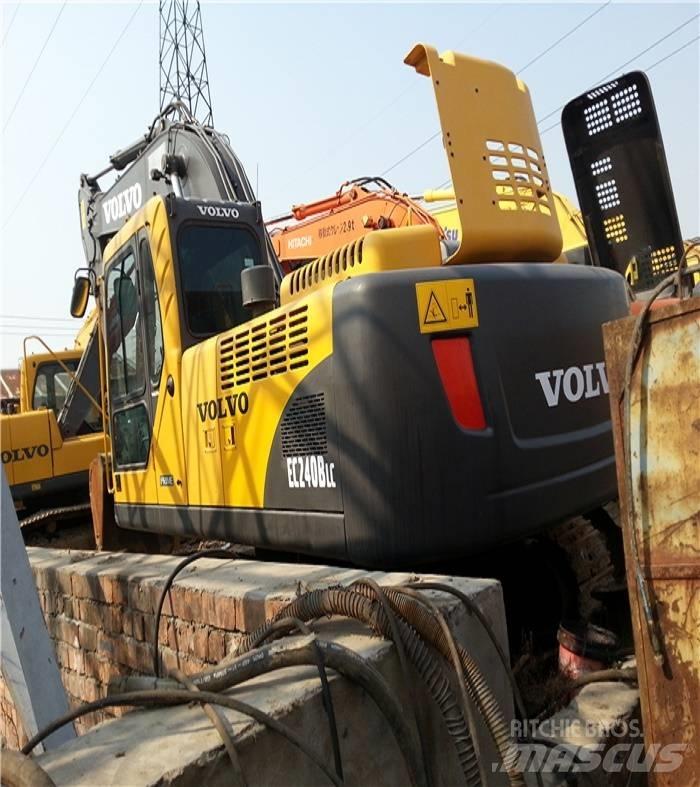 Volvo EC 240 B LC 履带挖掘机