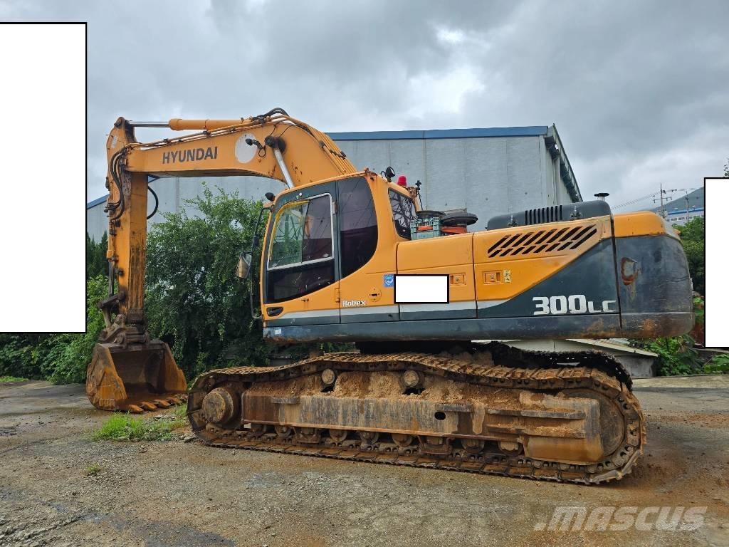 Hyundai Robex 300 LC 履带挖掘机
