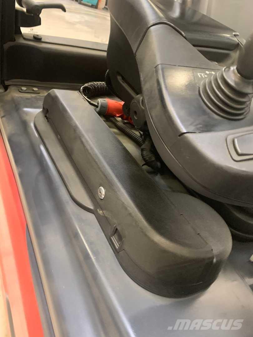 Linde E20L 电动叉车