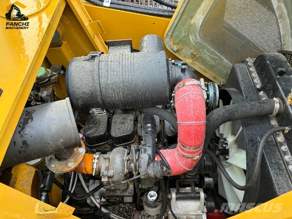 JCB 3cx 反铲装载机