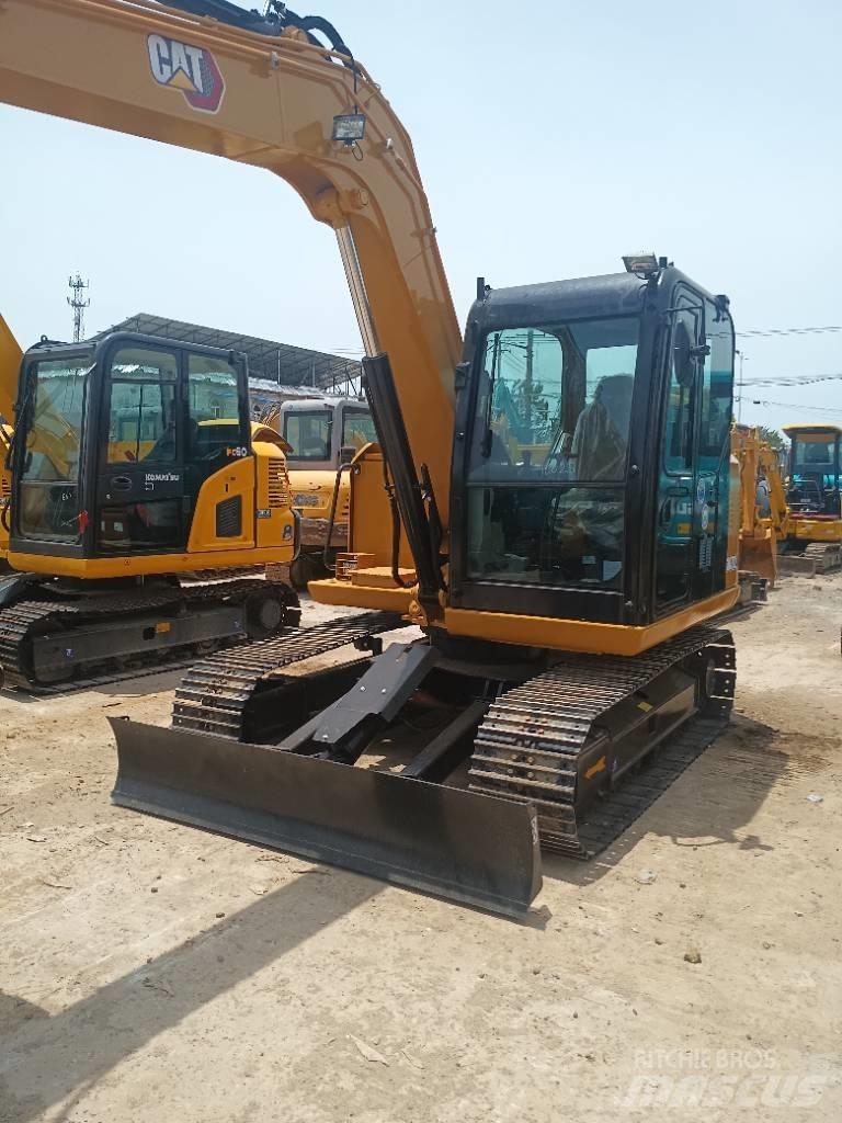 CAT 307E2 中型挖掘机