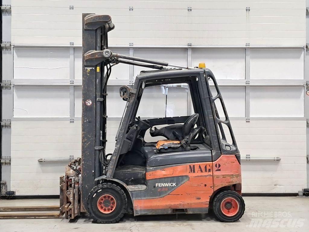 Linde E25-01 电动叉车