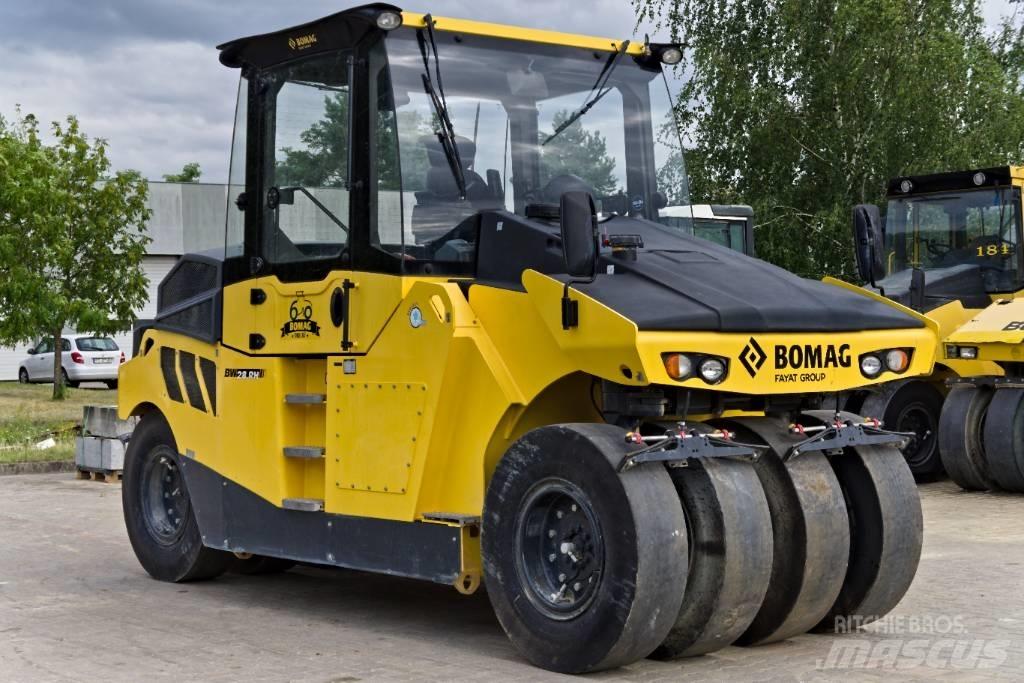 Bomag BW 28 RH 胶轮压路机