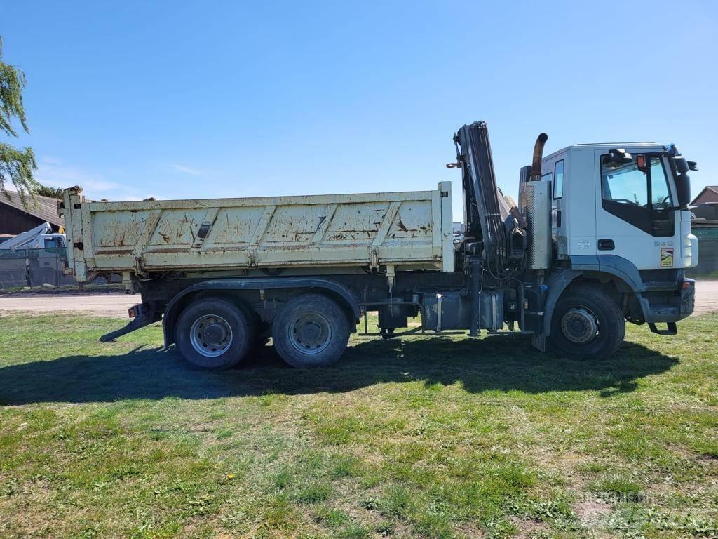 Iveco Trakker 360 起重车