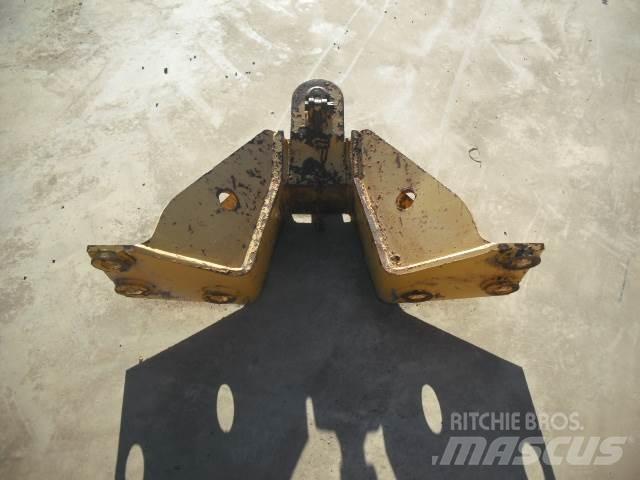 Komatsu D65EX PX 履带式推土机