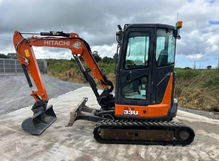 Hitachi ZX 33 U-6 小型挖掘机