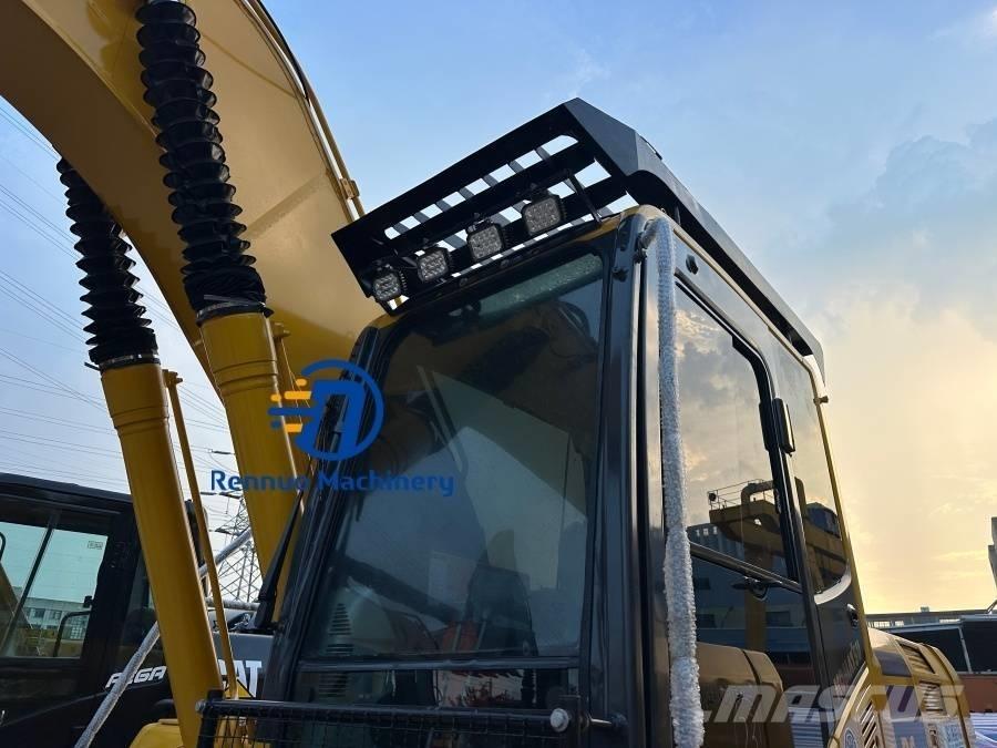 Komatsu PC 220-8 履带挖掘机