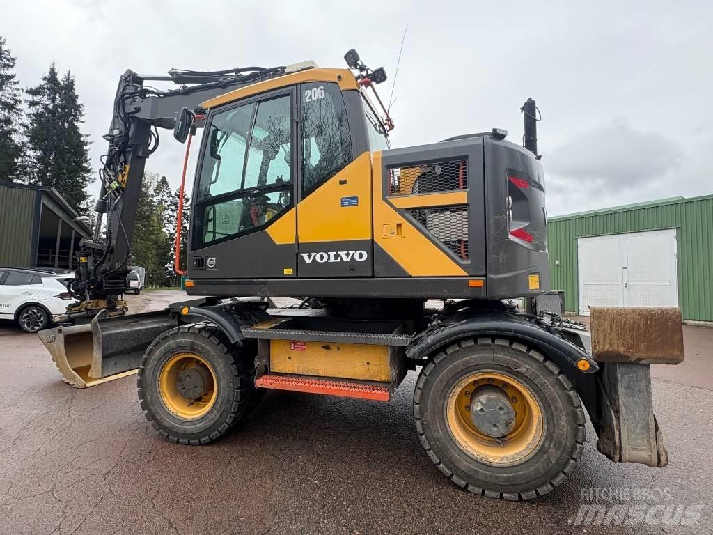 Volvo EWR 150 E 轮式挖掘机