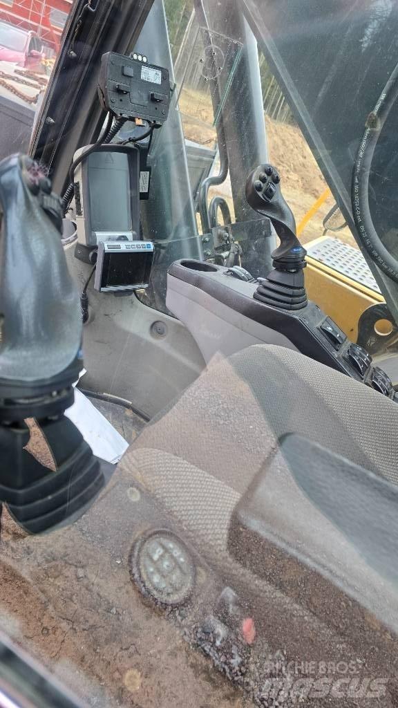 Volvo EC 250 D L 履带挖掘机