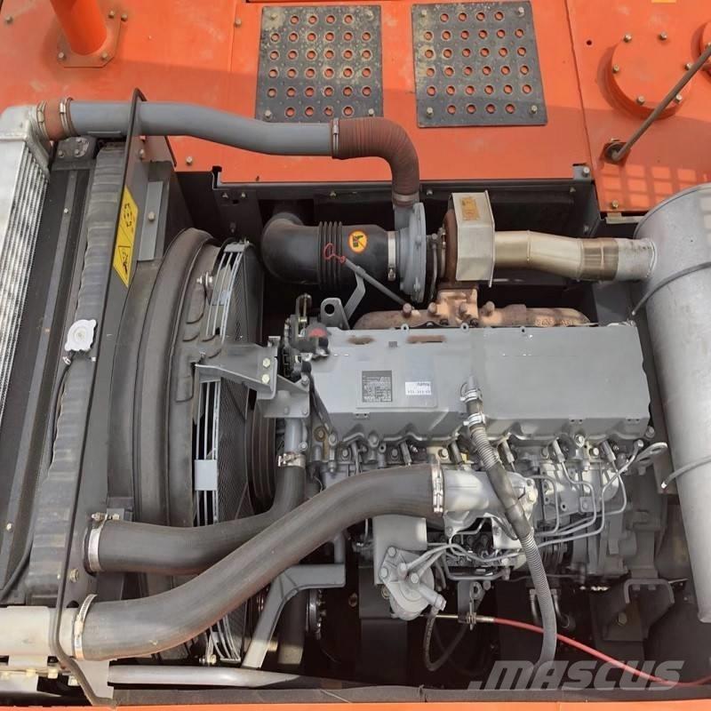 Hitachi zx350 履带挖掘机