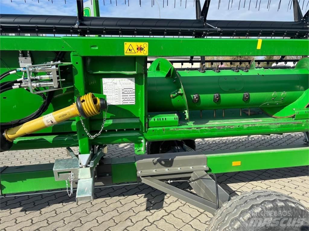 John Deere T550 联合收割机