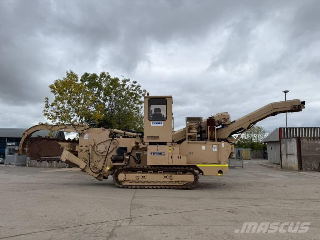 Tesmec TRS 950 B 挖沟机