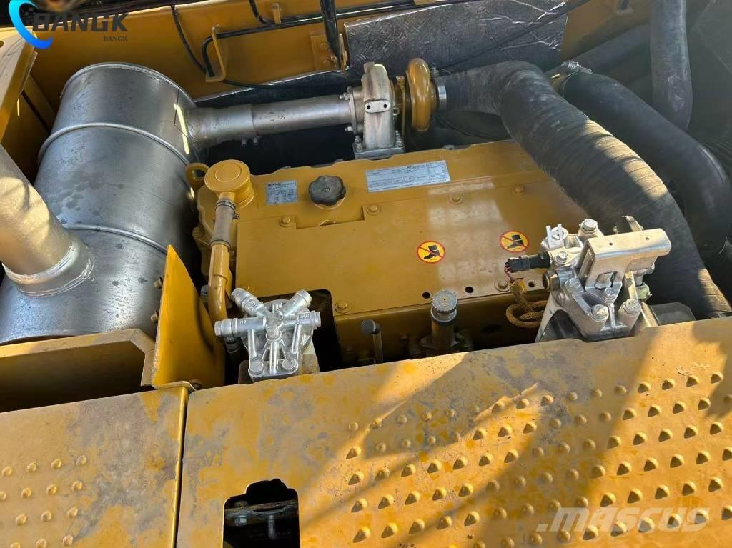 CAT 320 D 2L 履带挖掘机