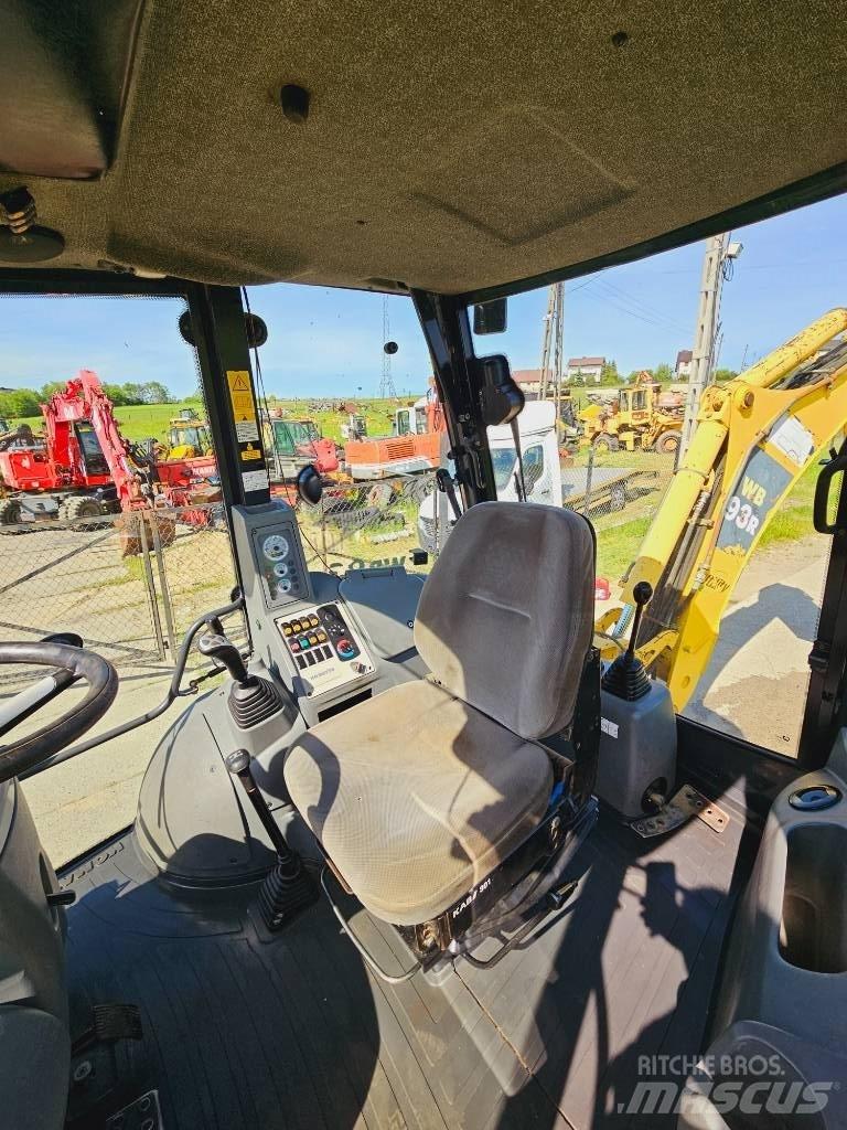 Komatsu WB 93 R 反铲装载机