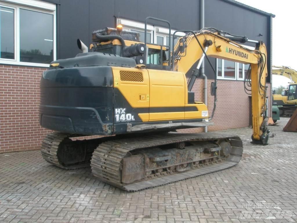 Hyundai HX140 履带挖掘机