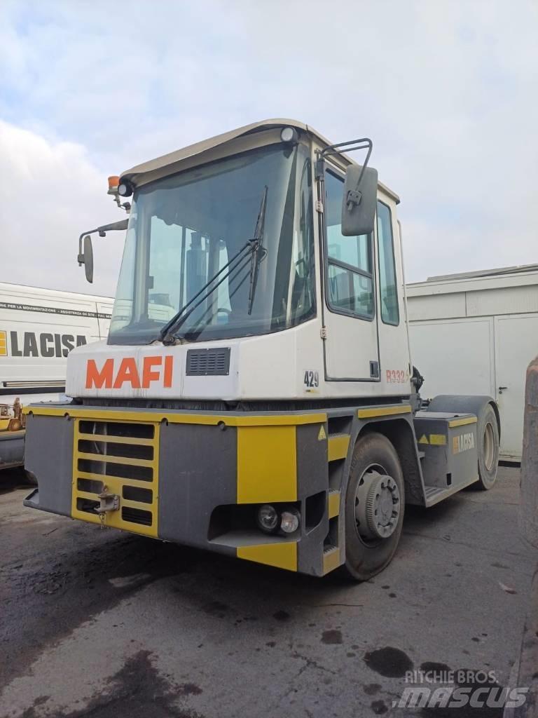 Mafi R332 码头牵引车