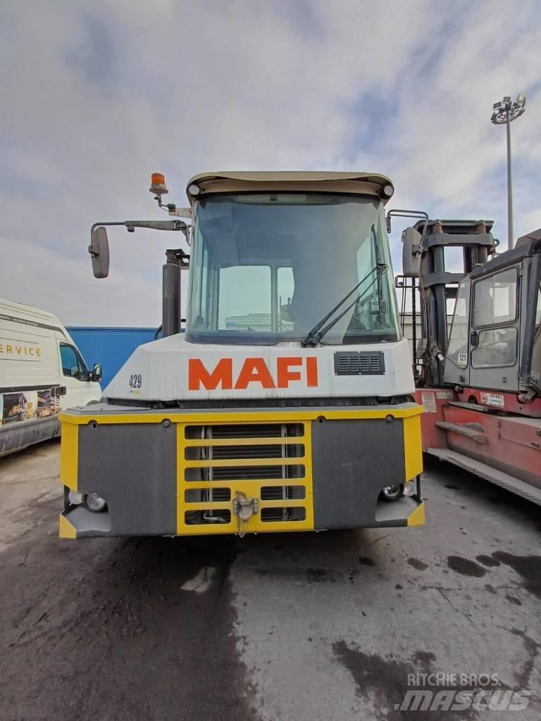 Mafi R332 码头牵引车