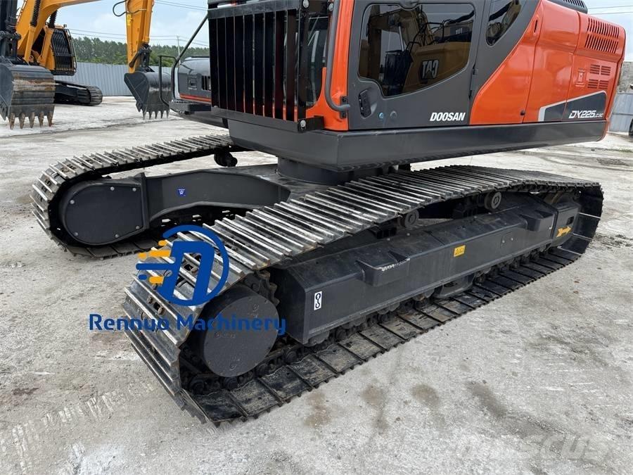 Doosan DX 225 LC-9C 履带挖掘机