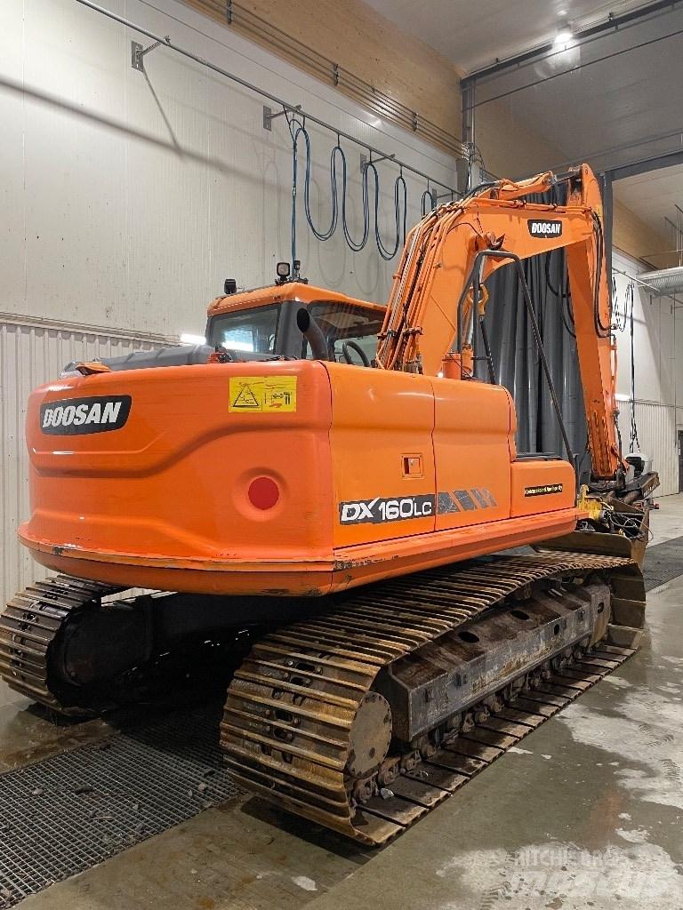 Doosan DX 160 履带挖掘机