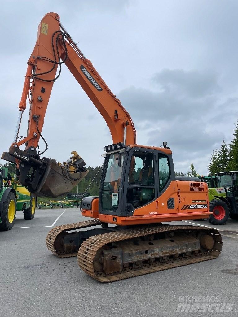 Doosan DX 160 履带挖掘机