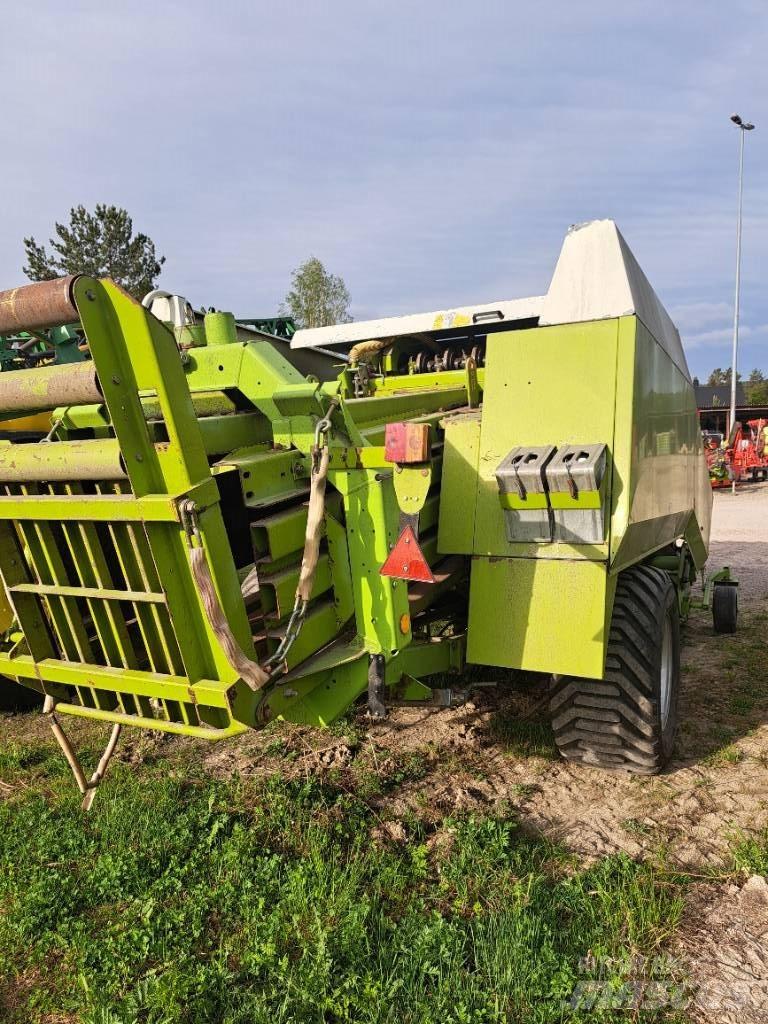 CLAAS 2100RC 方捆打捆机