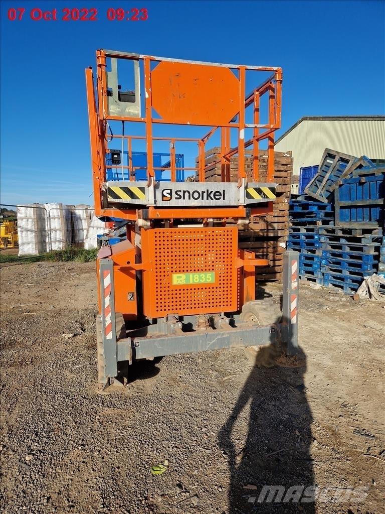 Snorkel S 3370 RT 剪叉式升降机