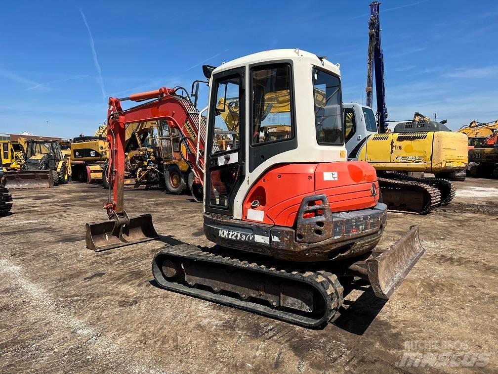 Kubota KX 121-3 小型挖掘机
