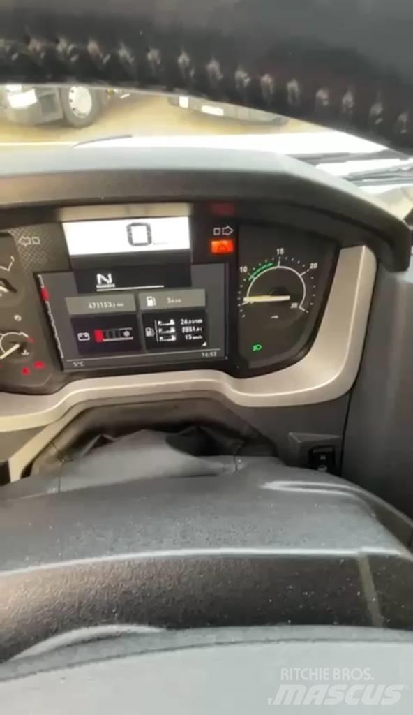 Renault T480 牵引车
