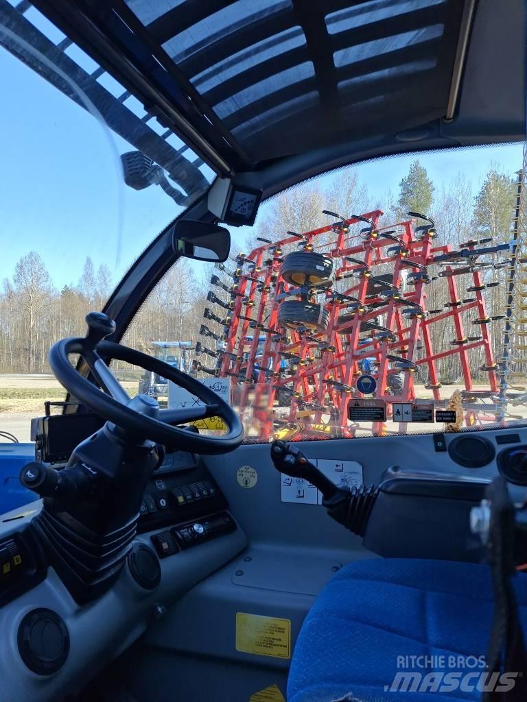 New Holland LM 5060 电动叉车