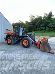 Doosan DL 320-7 轮式装载机