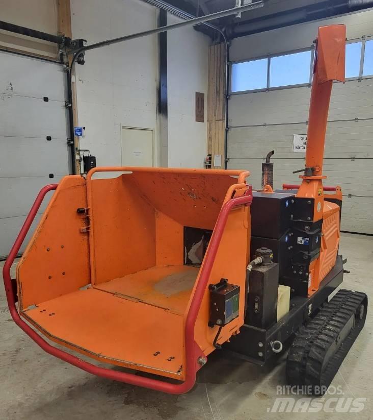 Timberwolf 280TFTR 木材削片机