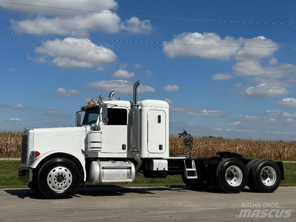 Peterbilt 379 牵引车