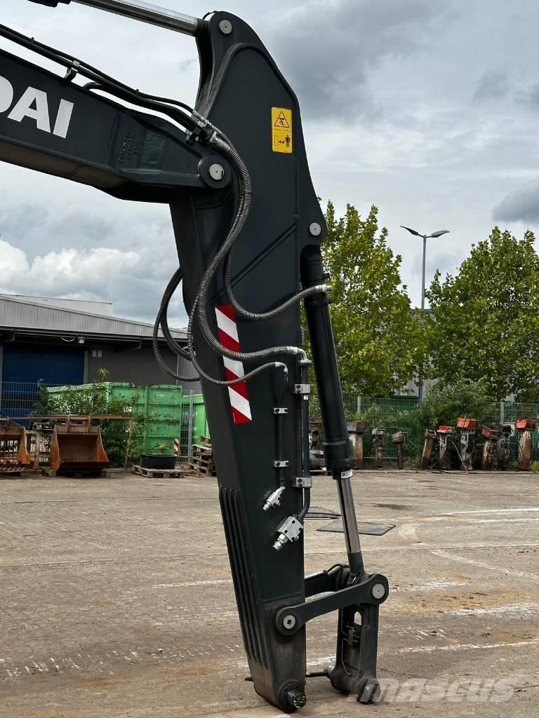 Hyundai HX 235 ALCR 履带挖掘机